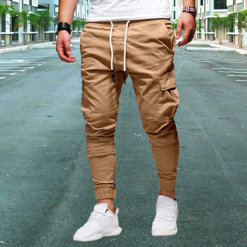 Daniel - Lässige Herrenhose mit aufgesetzten Taschen